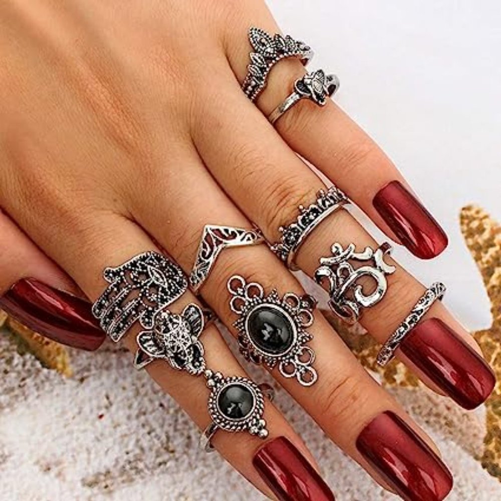 Antique Silver Boho Ring Set – 10-Piece Vintage Stackable Rings